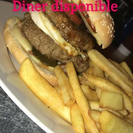 La Petite Maison Dans Bretigny